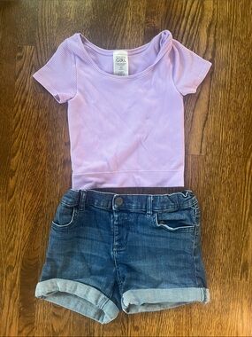 Athleta Lavender Ribbed Short Sleeve Crop Top with Denim Shorts Bundle